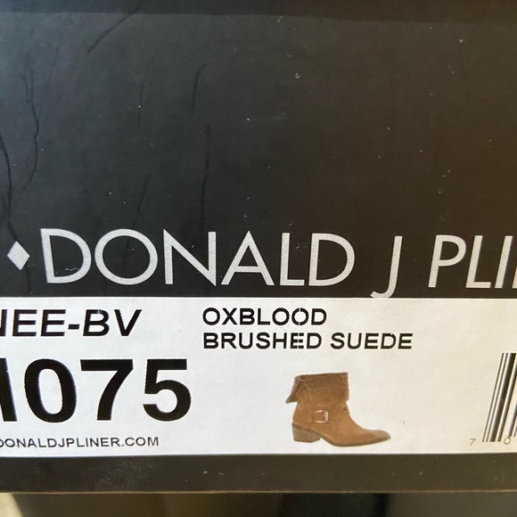 Booties - Picture 10 of 10